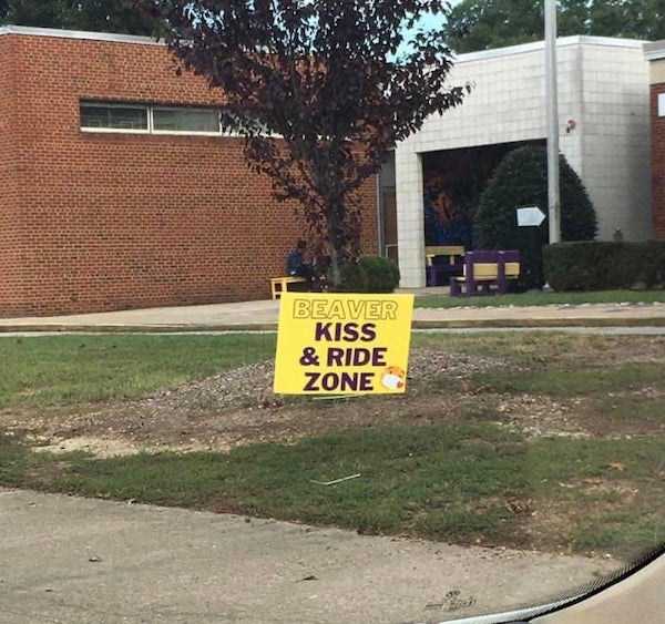 35 Funny Signs (35 photos)