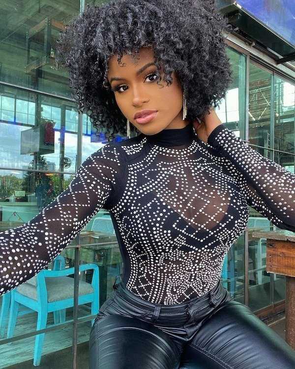 Hot Girls In Latex & Leather #26 (43 photos)