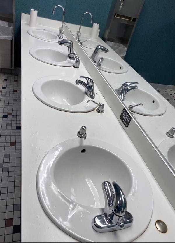 Hey Perfectionists, Stay Away From These Pics! (58 photos)