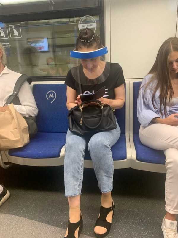 weird russian subway fashion 34
