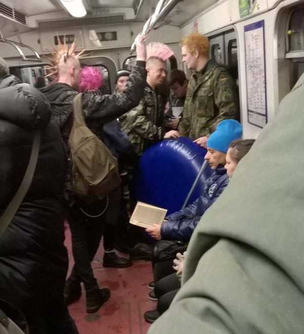 weird russian subway fashion 42