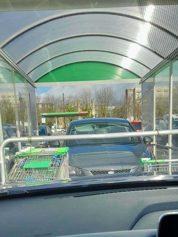parking morons 20 Parking Morons (36 photos)