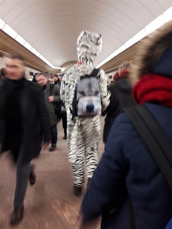 weird russian subway fashion 19