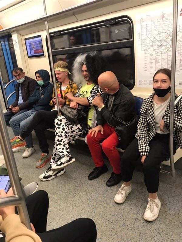 weird russian subway fashion 36