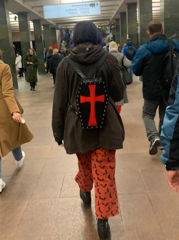 weird russian subway fashion 37