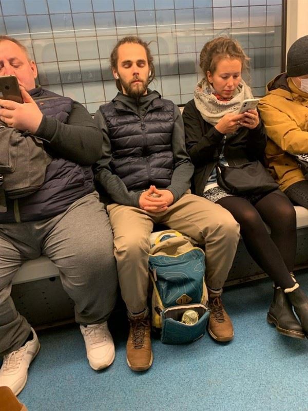 weird russian subway fashion 45