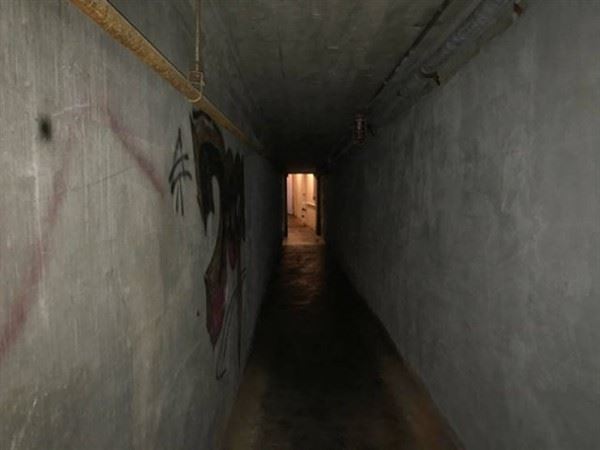 scary corridors 11