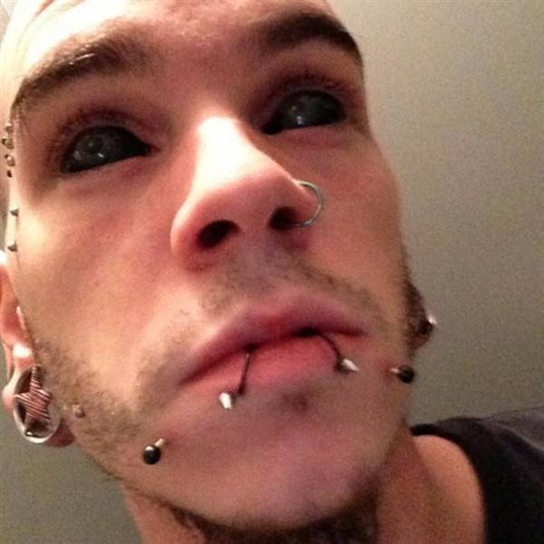 tattooed pierced freaks 15