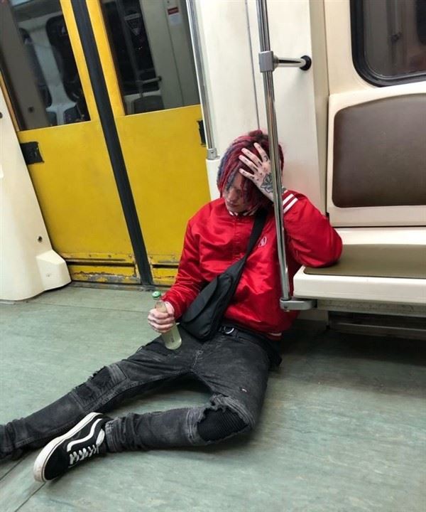 weird russian subway fashion 5