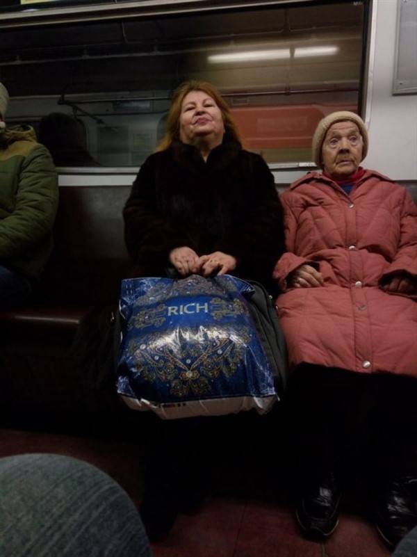 weird russian subway fashion 15