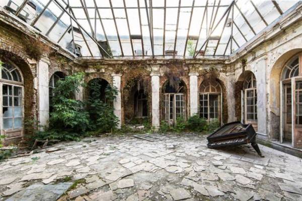 abandoned places 11