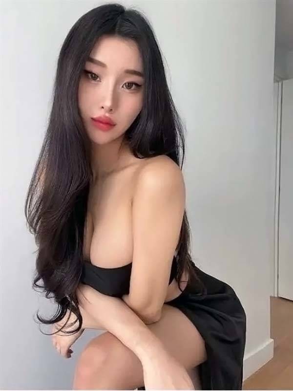 Hot Asian Girls #40 (45 photos)