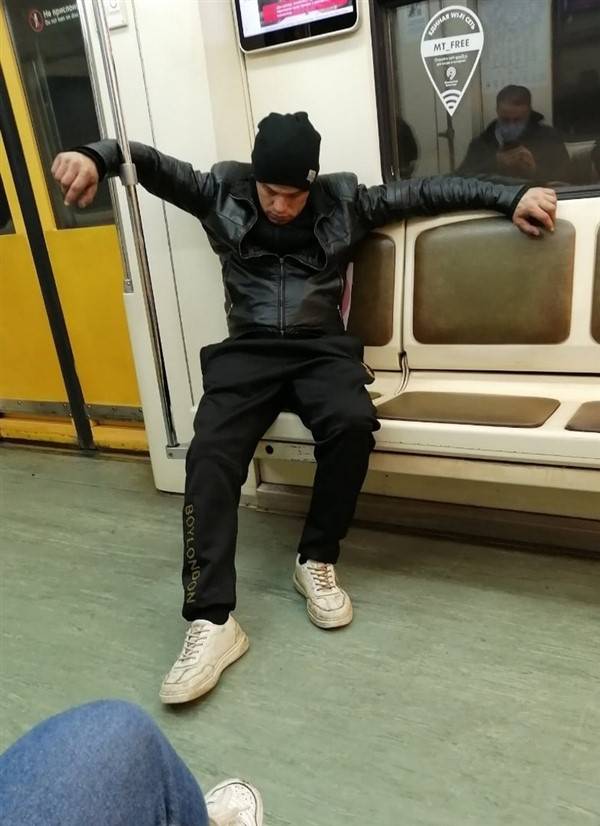russian subway fashion 40