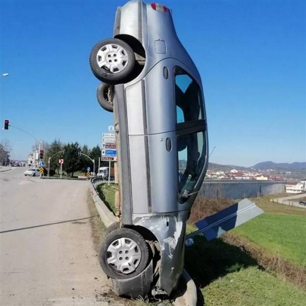 Insane Driving Fails #5 (35 photos)