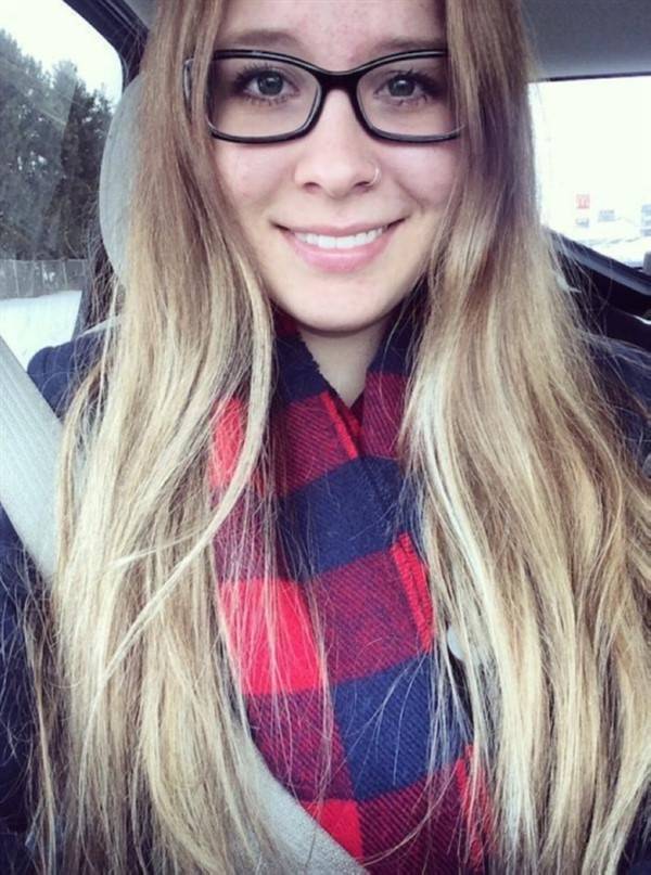 sexy girls with glasses 14