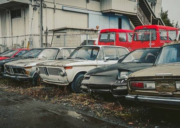 abandoned cars 9