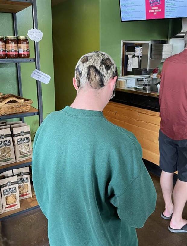 ridiculous hairdos 1 Strange Haircuts #9 (43 photos)