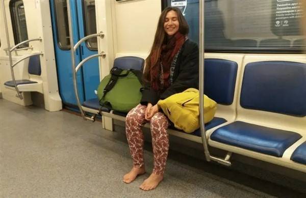 Weird Russian Subway Fashion #180 (48 photos)