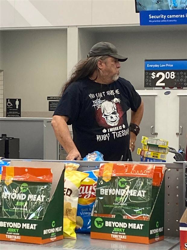 Welcome To Walmart #24 (41 photos)