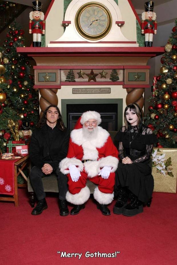 Random Pictures With Captions #30 (36 photos)