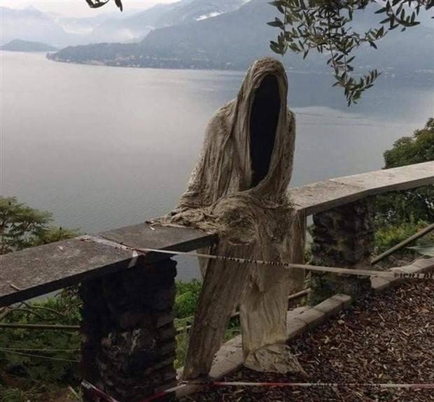 Just A Bunch Of Random Creepy Photos #5 (38 photos)