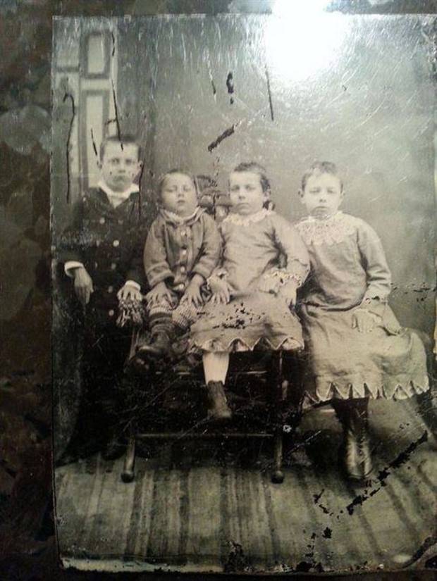 Just A Bunch Of Random Creepy Photos #5 (38 photos)