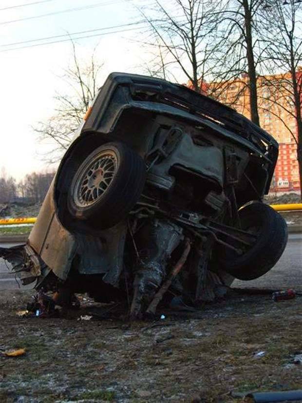 Insane Driving Fails #9 (44 photos)