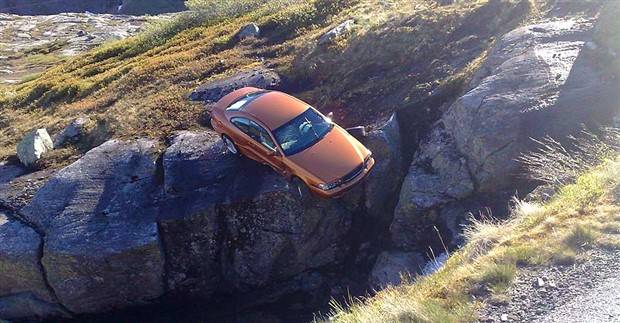 Insane Driving Fails #9 (44 photos)