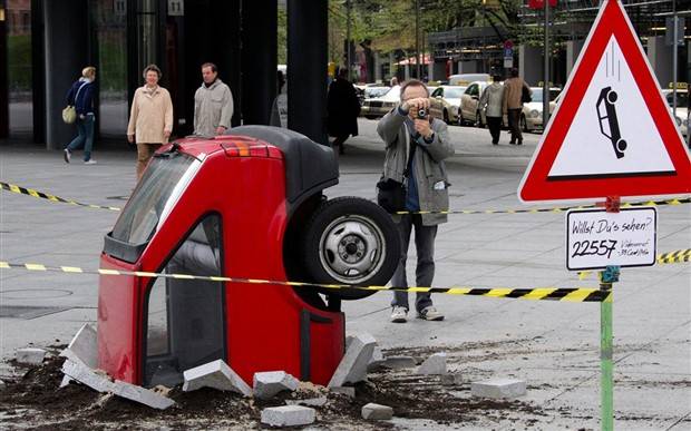 Insane Driving Fails #9 (44 photos)