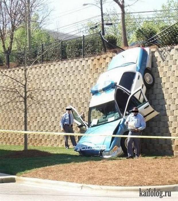 Insane Driving Fails #9 (44 photos)
