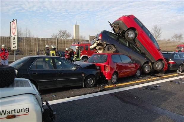 Insane Driving Fails #9 (44 photos)