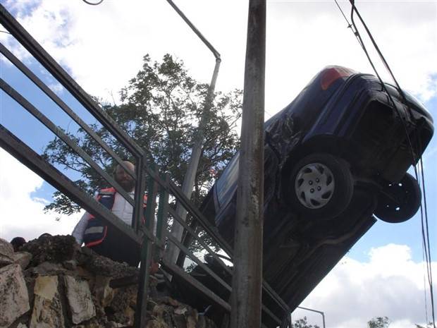 Insane Driving Fails #9 (44 photos)