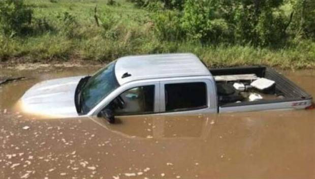 Insane Driving Fails #9 (44 photos)