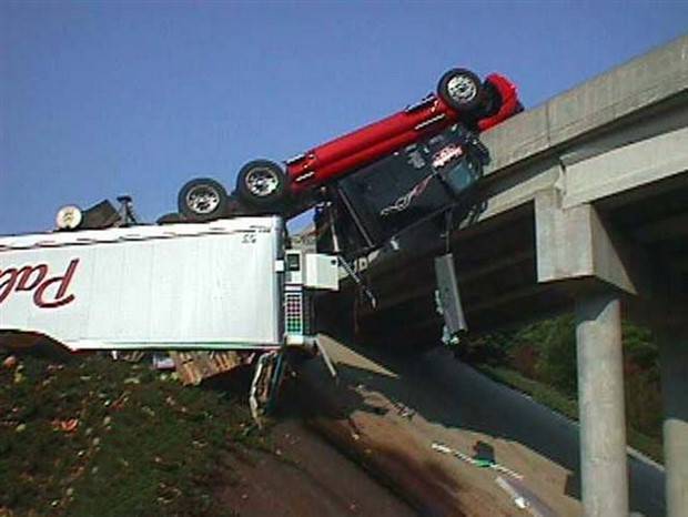 Insane Driving Fails #9 (44 photos)