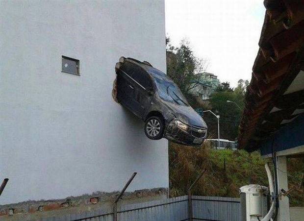 Insane Driving Fails #9 (44 photos)