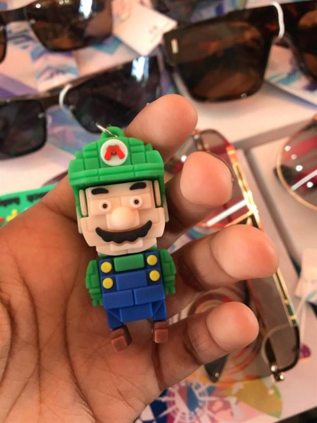 Funny Knock Offs #9 (38 photos)