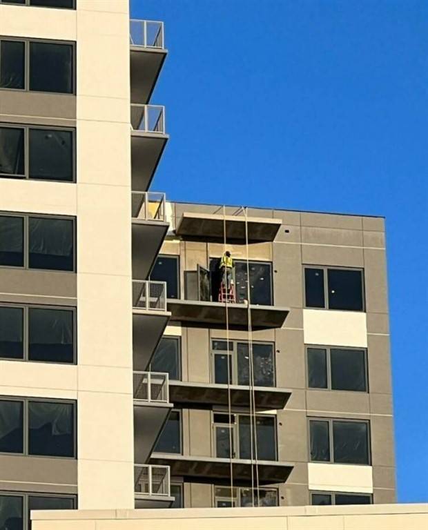 safety failures 32 Ridiculous Safety Fails #3 (37 photos)