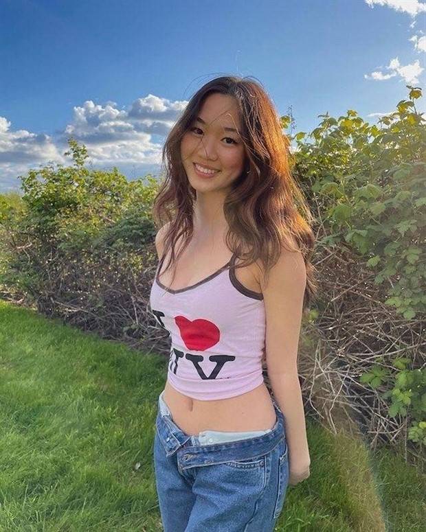 Hot Asian Girls #46 (45 photos)