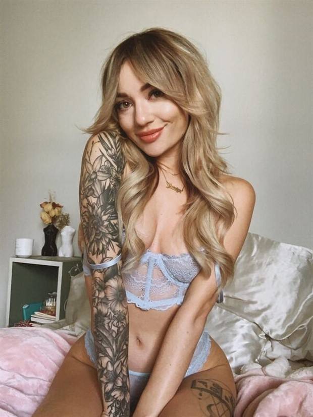 Hot Lingerie Girls #52 (34 photos)