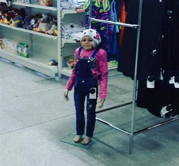 Just A Bunch Of Random Creepy Photos #6 (41 photos)