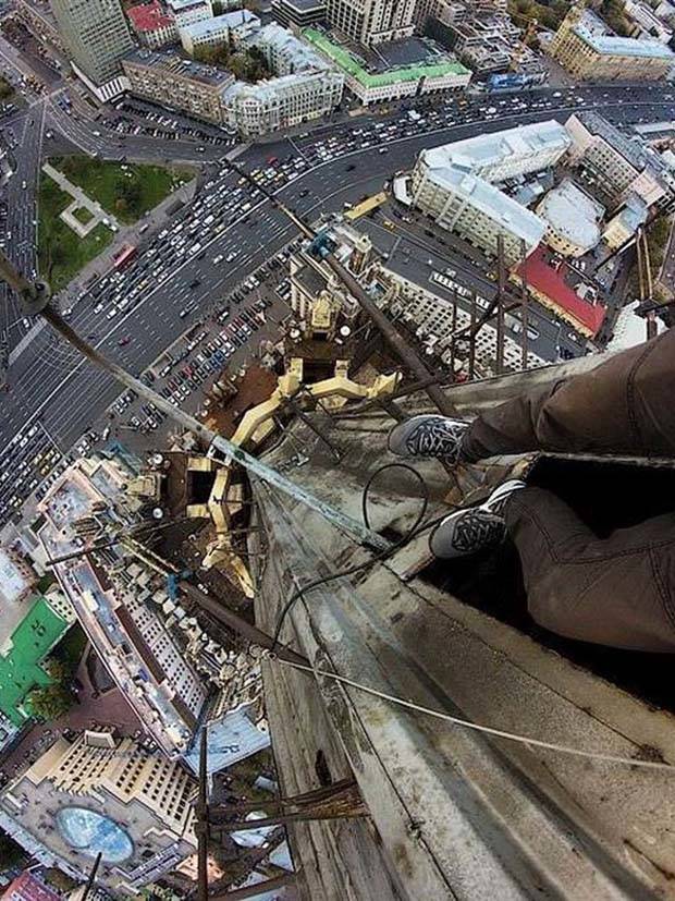 Just A Bunch Of Random Creepy Photos #6 (41 photos)