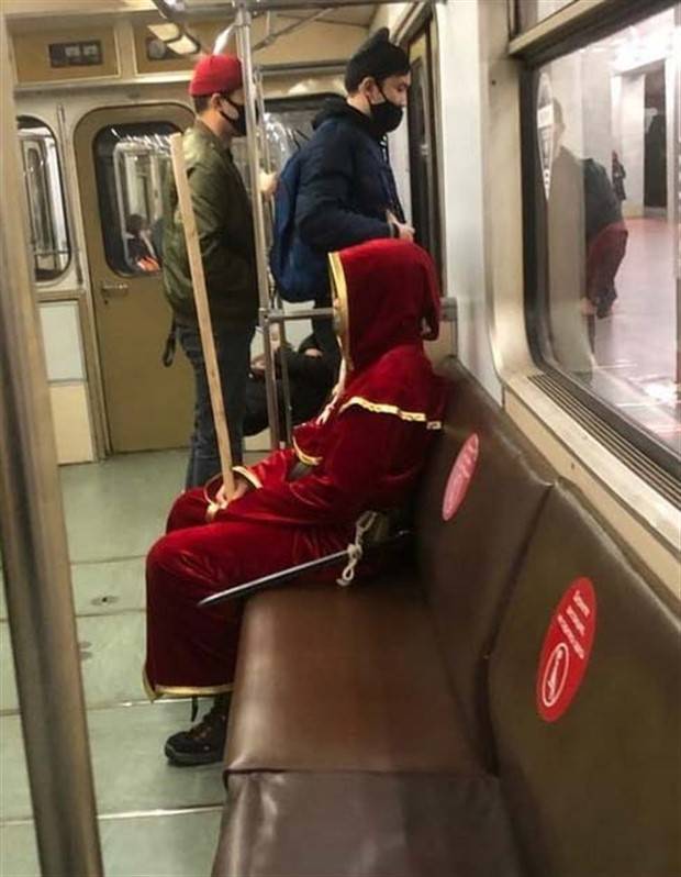 Weird Russian Subway Fashion #182 (42 photos)
