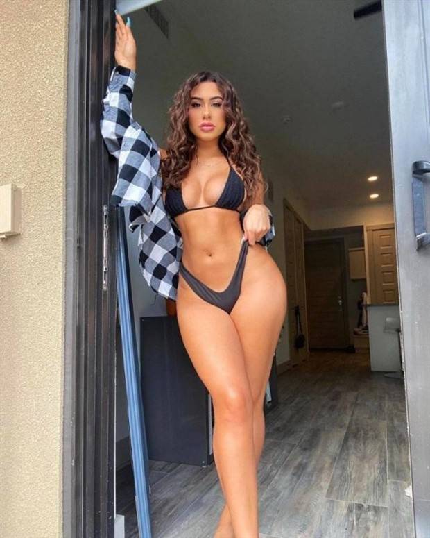 Hot Girls With Beautiful Legs #41 (43 photos)