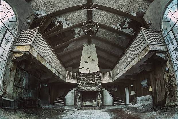 The Beauty Of Abandoned Places #11 (45 photos)