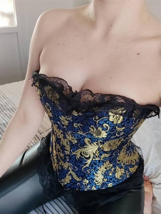 sexy girls corsets 32 Hot Girls In Corsets #20 (39 photos)