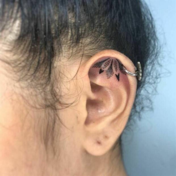 25 Cool Ear Tattoo Ideas (25 photos)