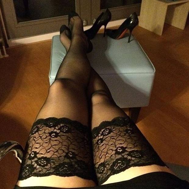 Hot Girls In Stockings #37 (42 photos)