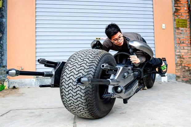Vietnamese Guy Builds Functional Batpod (10 photos)
