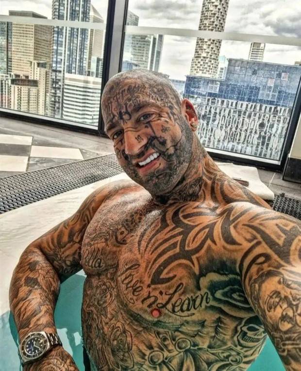 heavily tattooed people 1 Heavily Tattooed And Pierced Freaks #25 (38 photos)