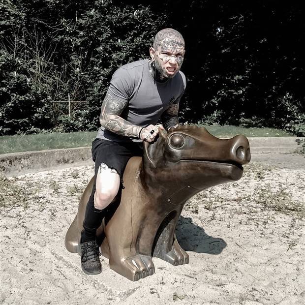 heavily tattooed people 22 Heavily Tattooed And Pierced Freaks #25 (38 photos)